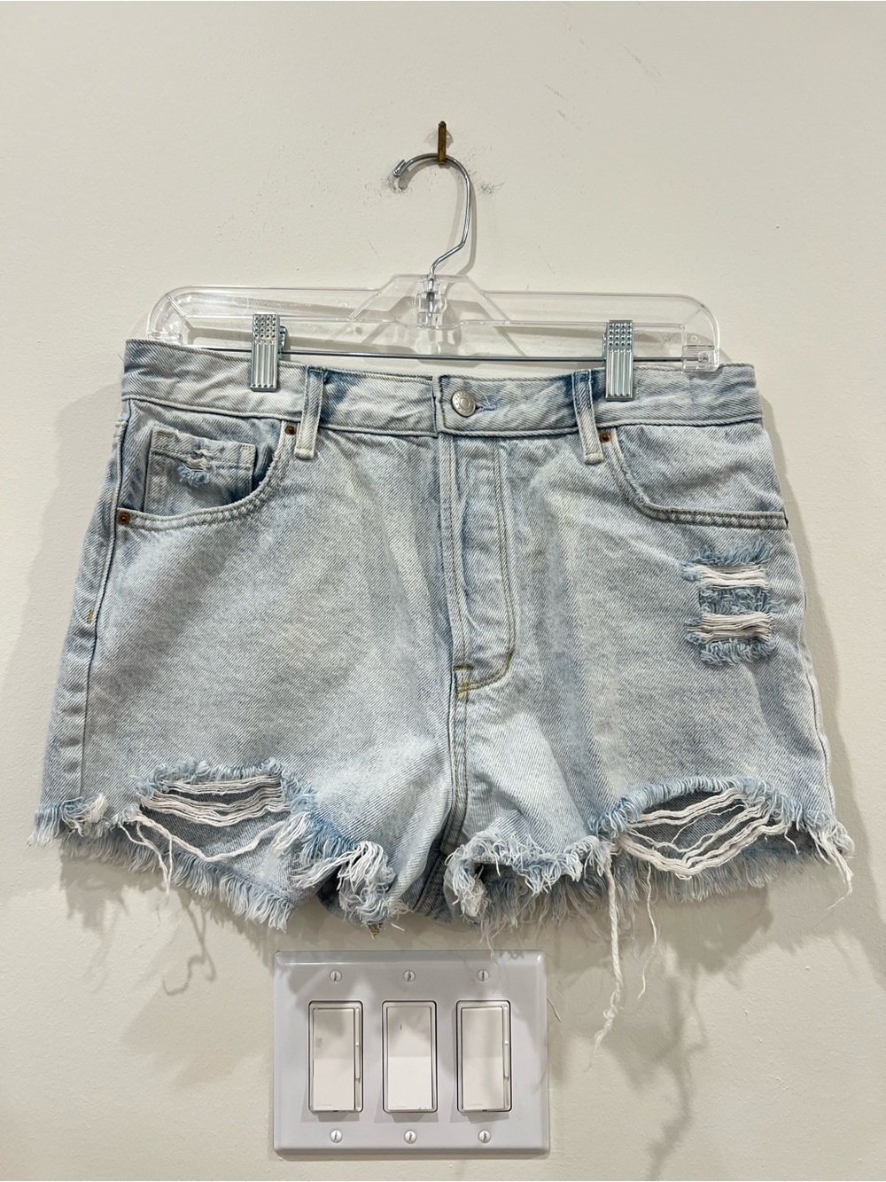 PacSun High Rise Festival Denim Shorts Women’s 29 Light Wash Distressed
